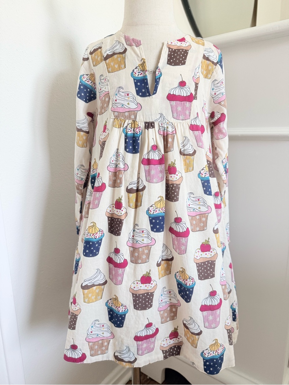 Pink Chicken Girls 5Y Cupcake Dessert Print Long Sleeve Dress Cream Pink - Picture 2 of 9